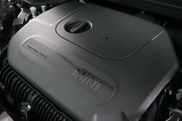 MINI Cooper S (2023) thumbnail 6