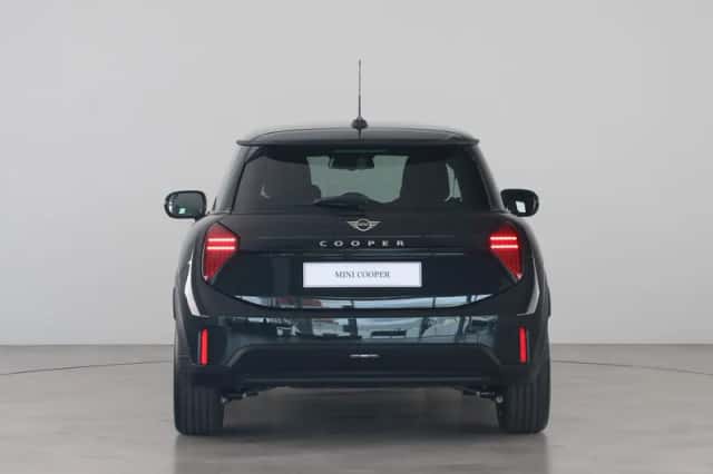 MINI Cooper (2026) thumbnail 6