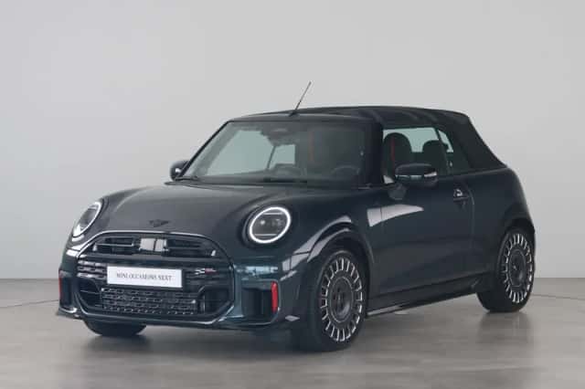 MINI Cabrio (2025) thumbnail 2