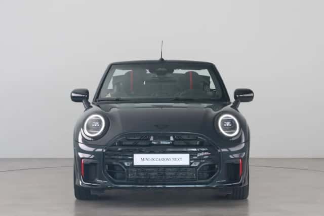 MINI Cabrio (2025) thumbnail 3