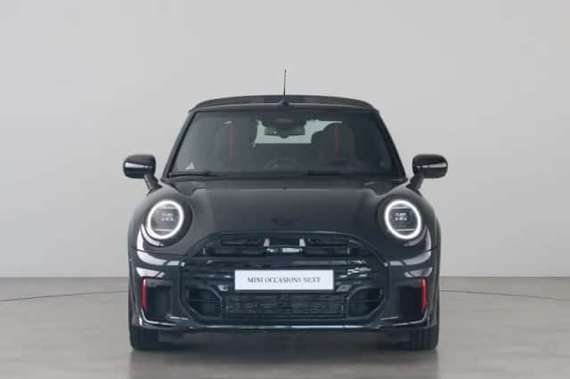 MINI Cabrio (2025) thumbnail 4