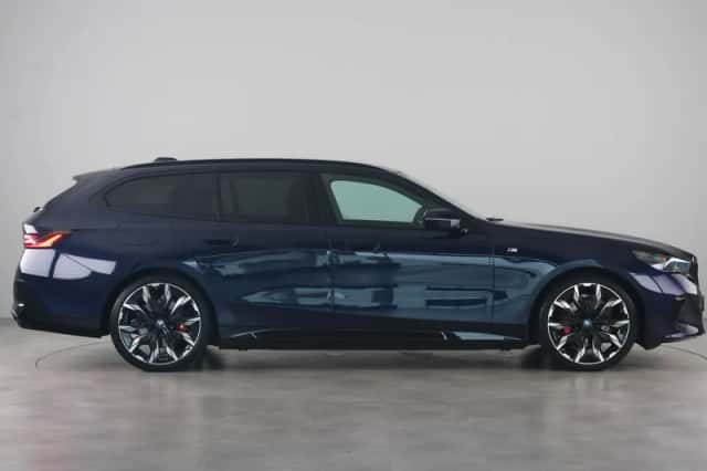 BMW 5-Serie (2024) thumbnail 4