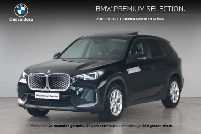 BMW iX1 (2023) thumbnail 1