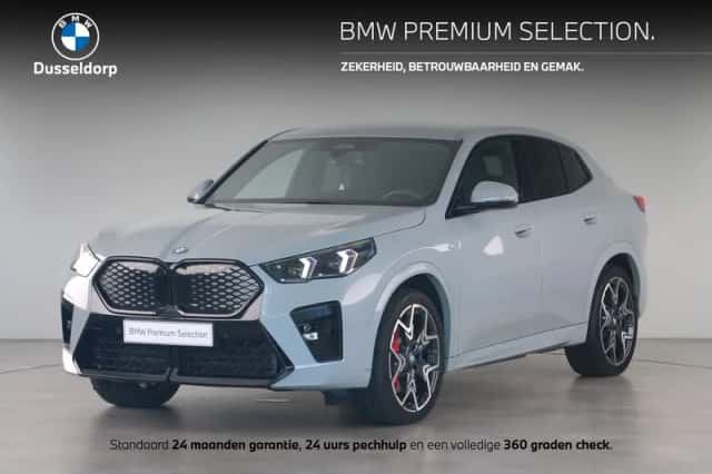 BMW iX2 (2024) thumbnail 1
