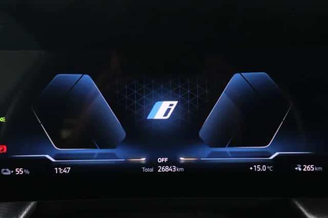 BMW iX2 (2024) thumbnail 4