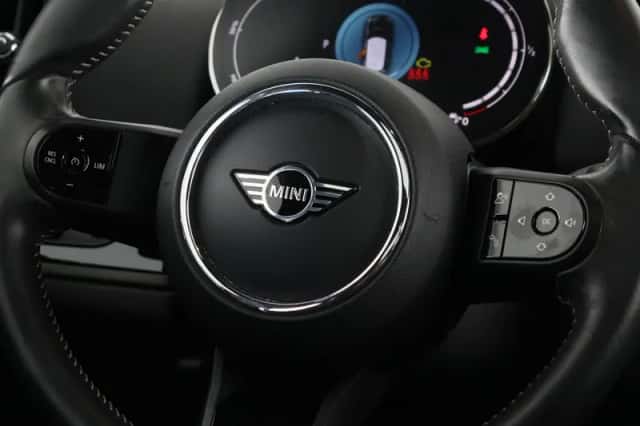 MINI Countryman (2022) thumbnail 3