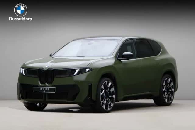 BMW iX3 (2026) thumbnail 1
