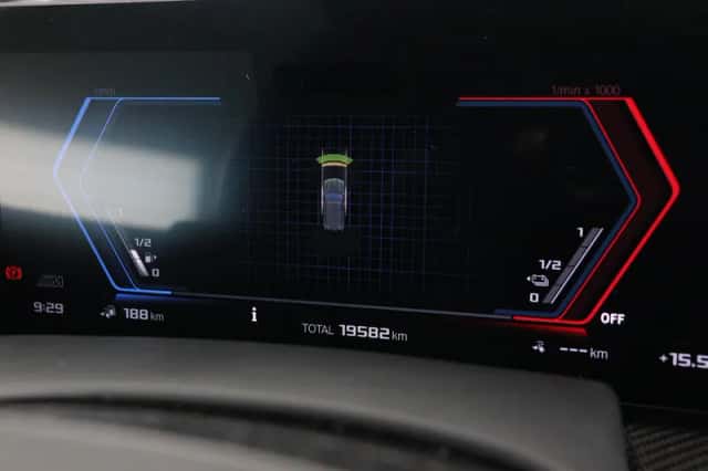 BMW XM (2026) thumbnail 4