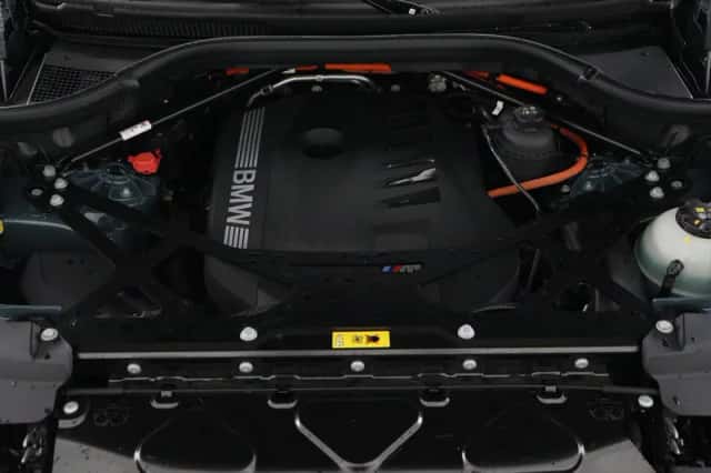 BMW XM (2026) thumbnail 5