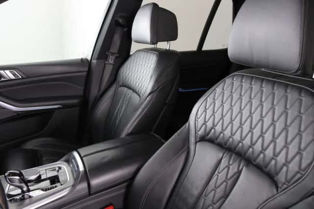 BMW X5 (2021) thumbnail 5