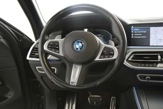 BMW X5 (2022) thumbnail 2