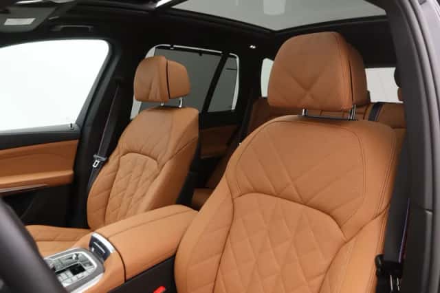 BMW X5 (2025) thumbnail 4