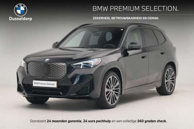BMW iX1 (2025) thumbnail 1