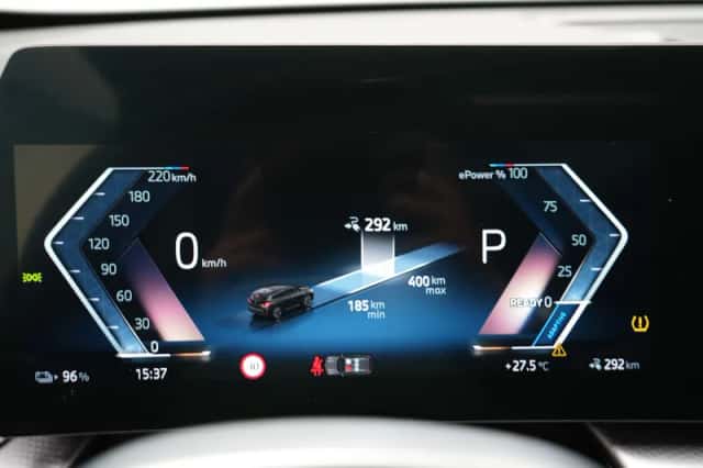 BMW iX1 (2025) thumbnail 3