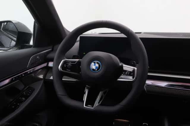 BMW 5-Serie (2026) thumbnail 2