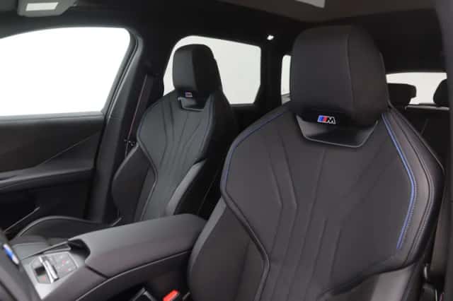 BMW iX3 (2026) thumbnail 3
