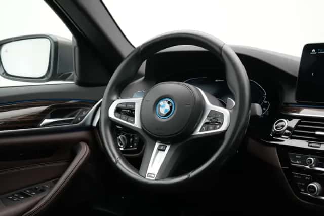 BMW 5-Serie (2022) thumbnail 2