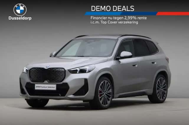 BMW iX1 (2026) thumbnail 1