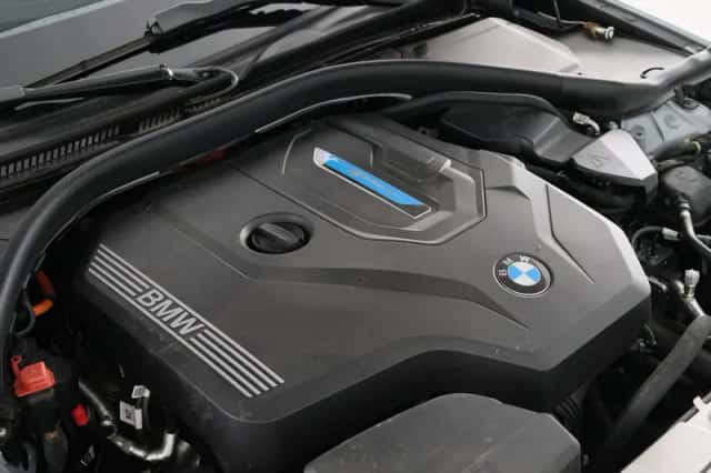 BMW 3-Serie (2025) thumbnail 3