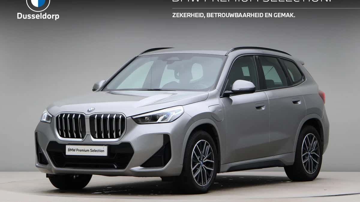 BMW X1 (2024) — foto 1
