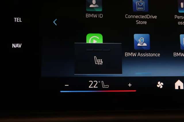 BMW iX2 (2025) thumbnail 13