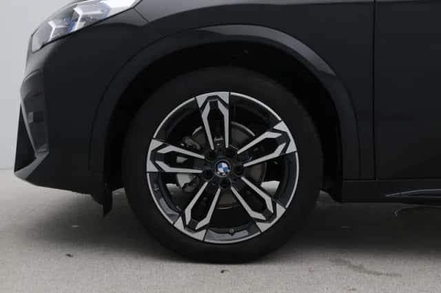 BMW iX2 (2025) thumbnail 19