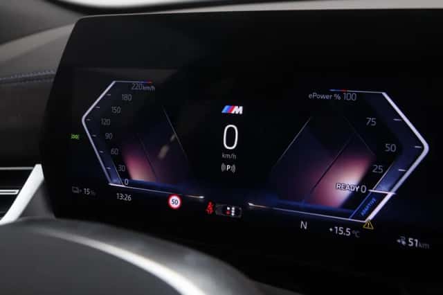 BMW iX2 (2025) thumbnail 3
