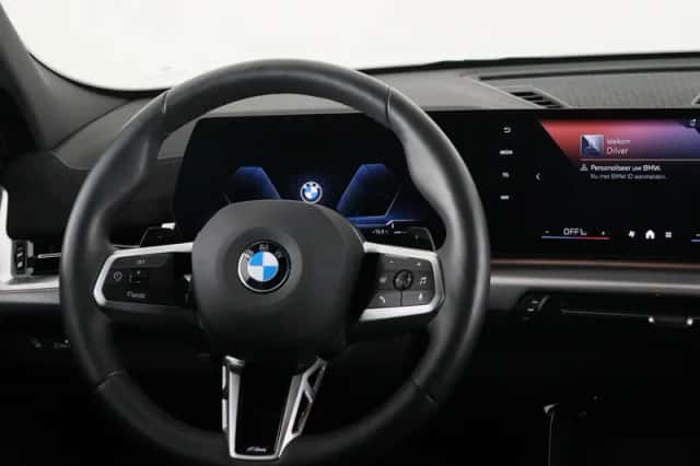 BMW X2 (2025) thumbnail 2