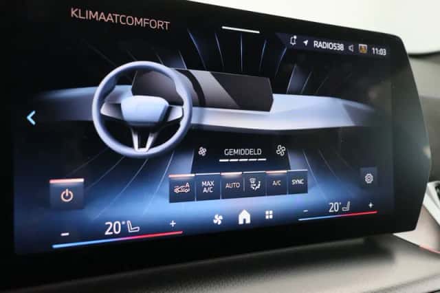 BMW X2 (2025) thumbnail 15