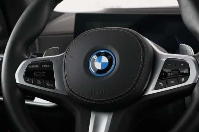 BMW X5 (2025) thumbnail 3