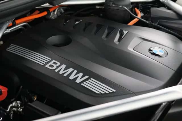 BMW X5 (2025) thumbnail 6