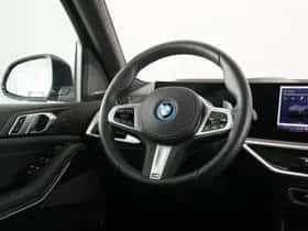 BMW X5 (2025) thumbnail 2