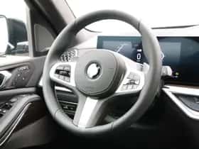 BMW X7 (2026) thumbnail 2