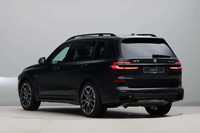 BMW X7 (2026) thumbnail 11