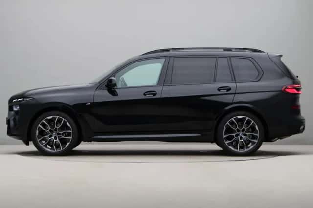 BMW X7 (2026) thumbnail 12