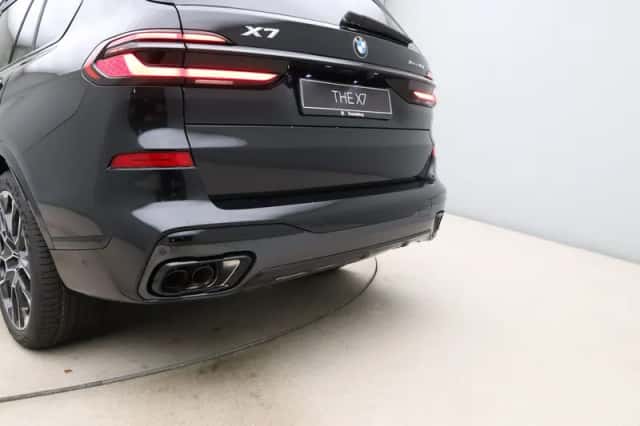 BMW X7 (2026) thumbnail 26