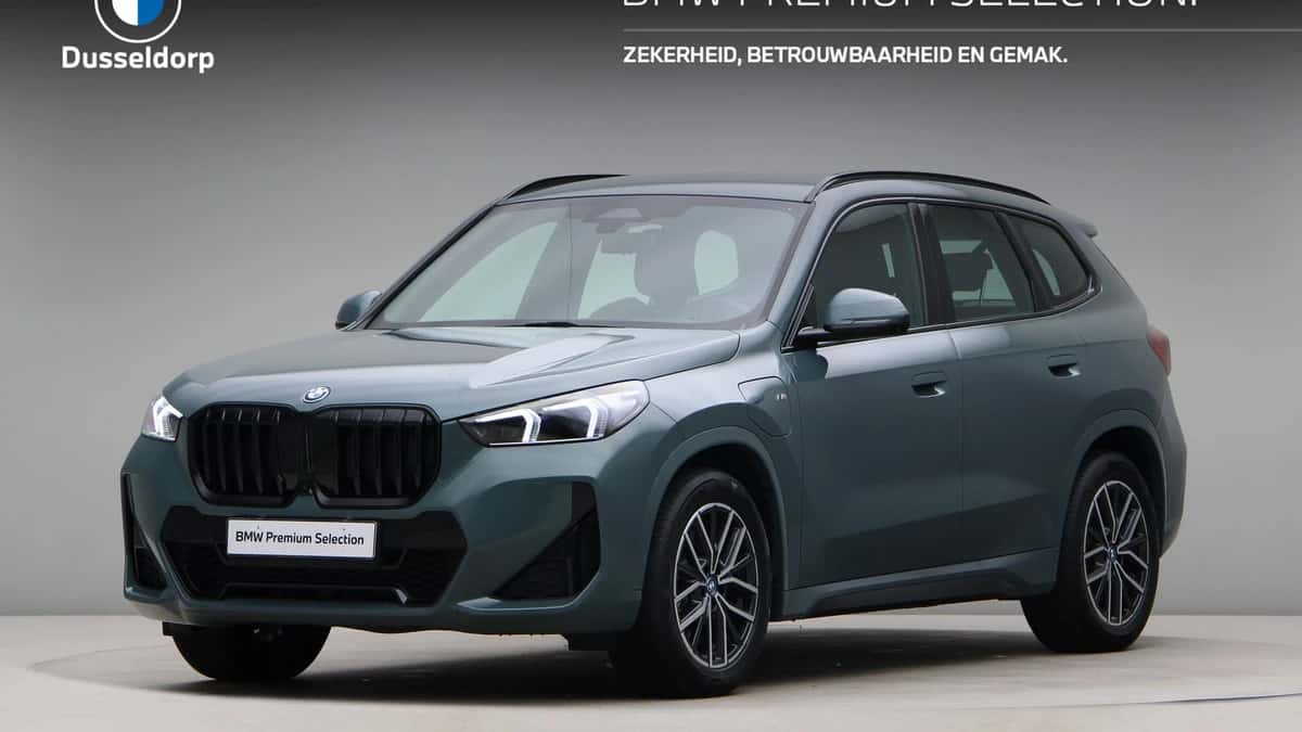 BMW X1 (2024) — foto 1