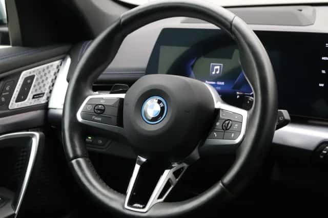 BMW X1 (2024) thumbnail 2