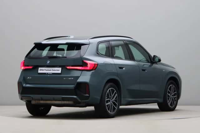 BMW X1 (2024) thumbnail 9