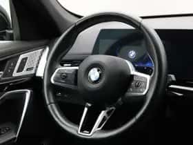 BMW X1 (2022) thumbnail 2