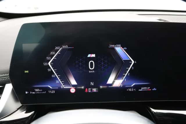 BMW X1 (2022) thumbnail 3