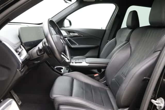 BMW X1 (2022) thumbnail 4