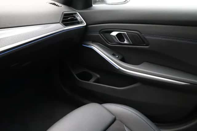 BMW 3-Serie (2024) thumbnail 14