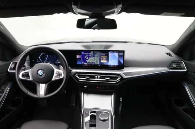 BMW 3-Serie (2024) thumbnail 12
