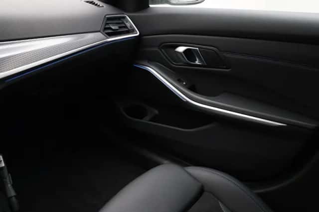BMW 3-Serie (2024) thumbnail 14