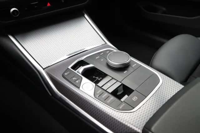 BMW 3-Serie (2024) thumbnail 17
