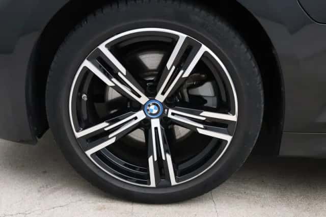 BMW 3-Serie (2024) thumbnail 19
