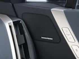 BMW iX (2023) thumbnail 21