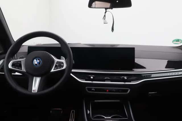 BMW X5 (2025) thumbnail 14