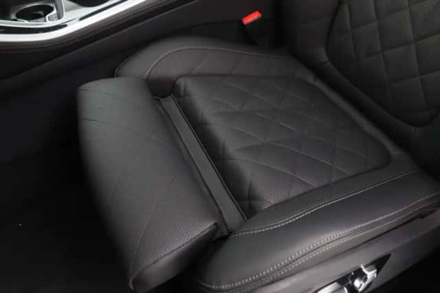 BMW X5 (2025) thumbnail 16